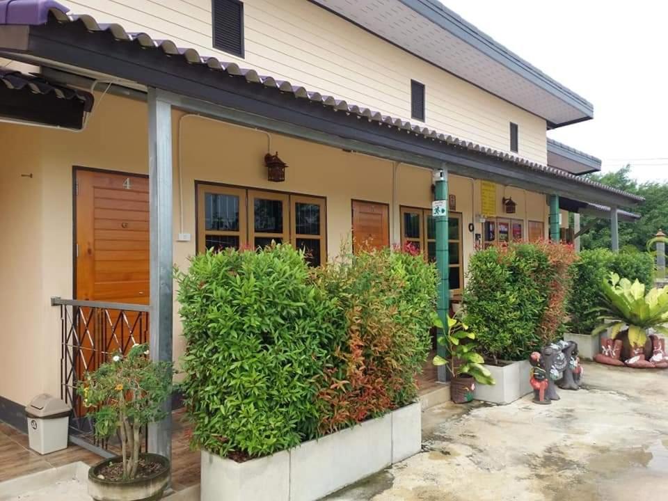 Yotin Guest House Trat Kültér fotó