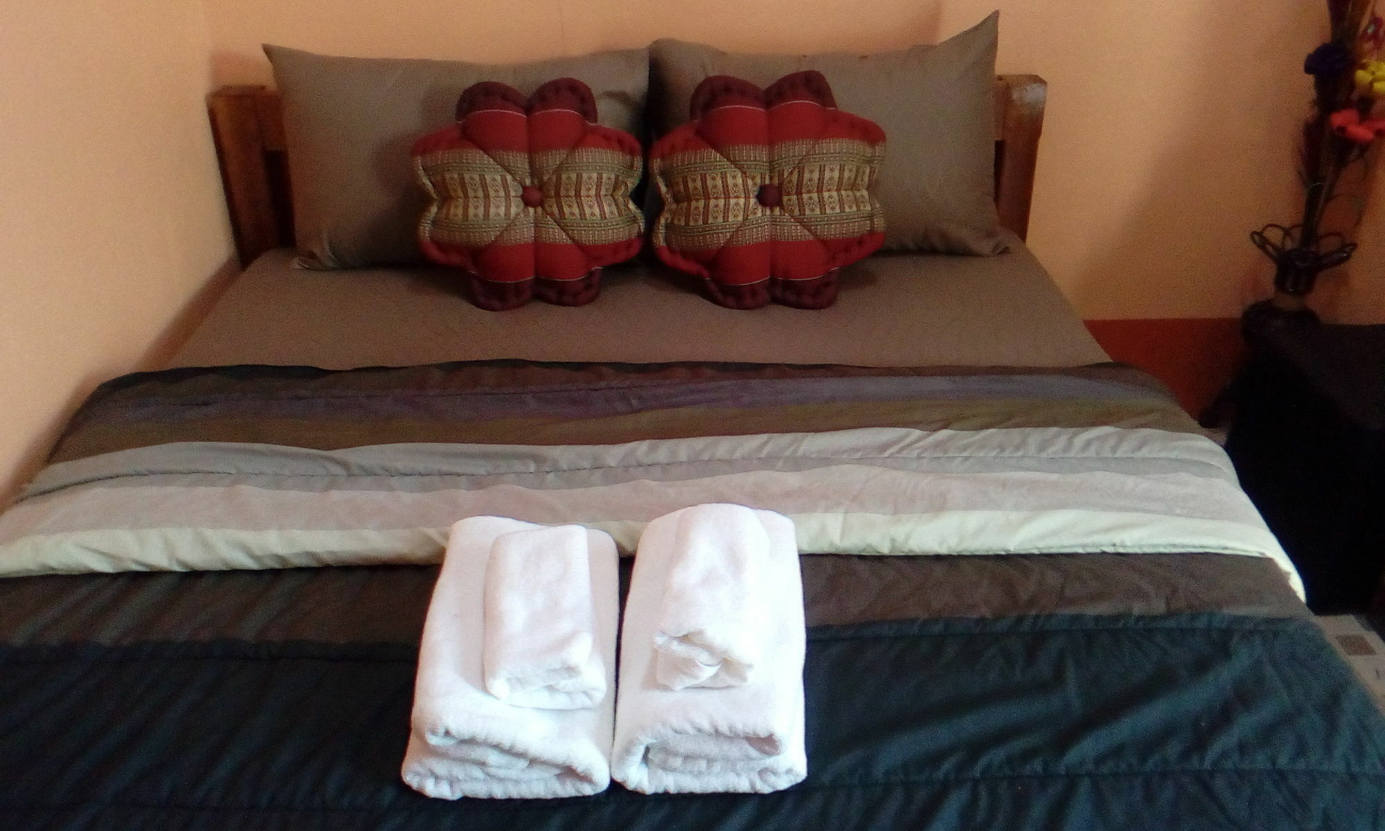 Yotin Guest House Trat Kültér fotó
